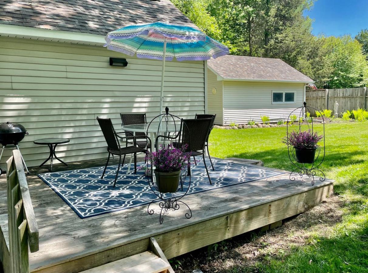 The Charming Glenn Cottage! Walk To Lake Michigan! Fennville 外观 照片